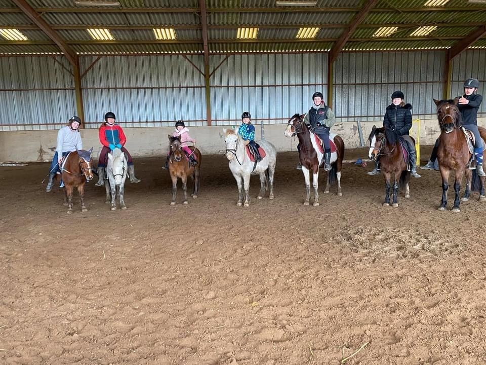 blockValue.70e21eb7-f581-4c22-9183-44ee9a774802.cards.0.image_alt