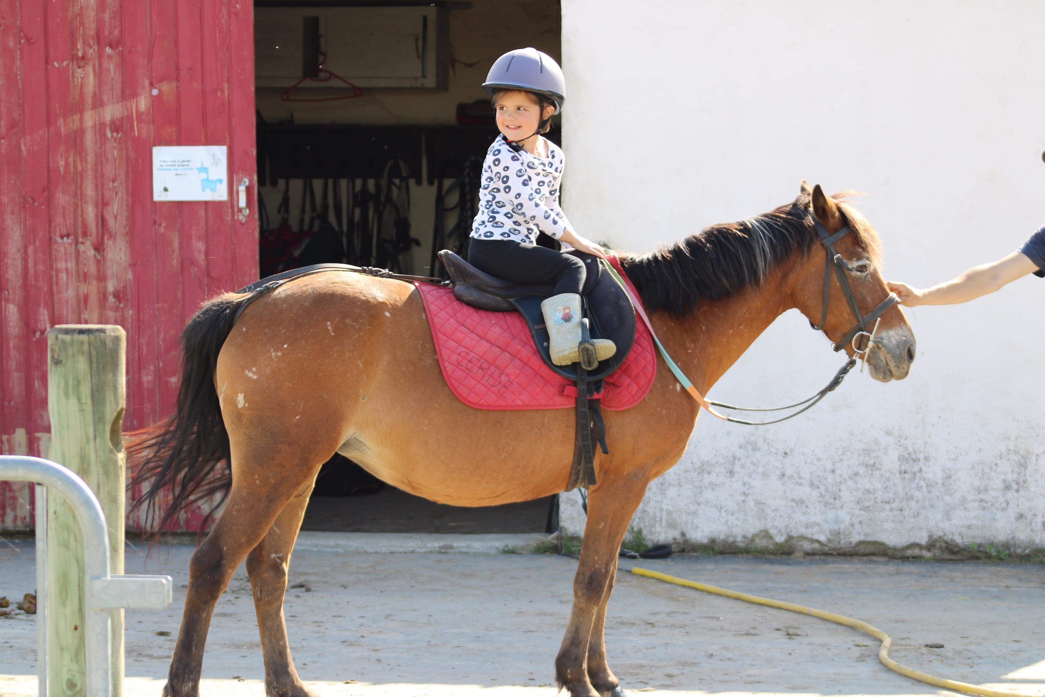 blockValue.f812a0d6-8ad3-4115-8ea3-76c8083b288b.images.2.image_alt